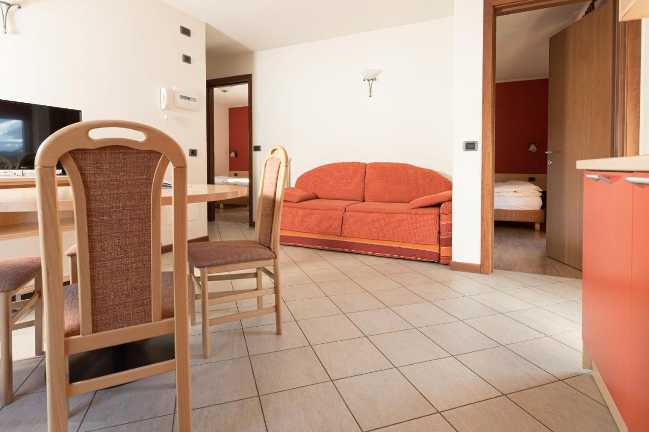Chalet Kiara - Appartamenti Abar Livigno Exterior foto
